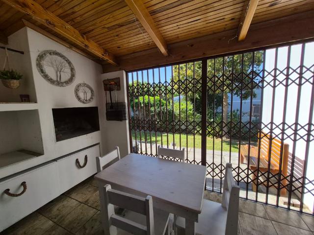 House for rent in Baardskeerdersbos, Western Cape