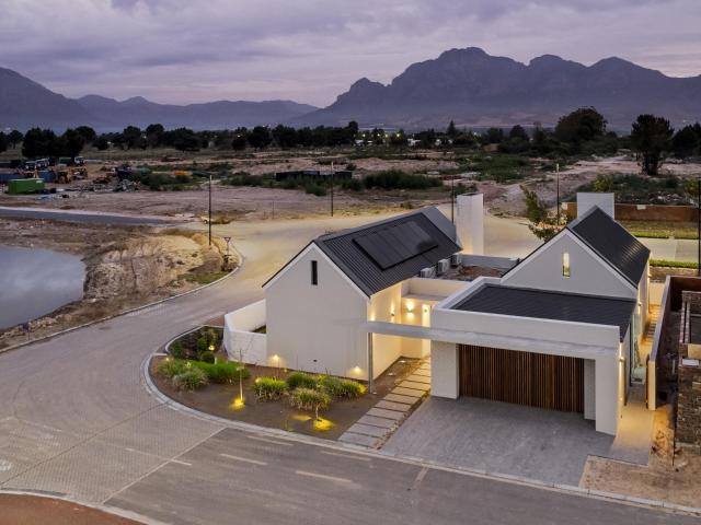 House for rent in Onverwacht, Western Cape