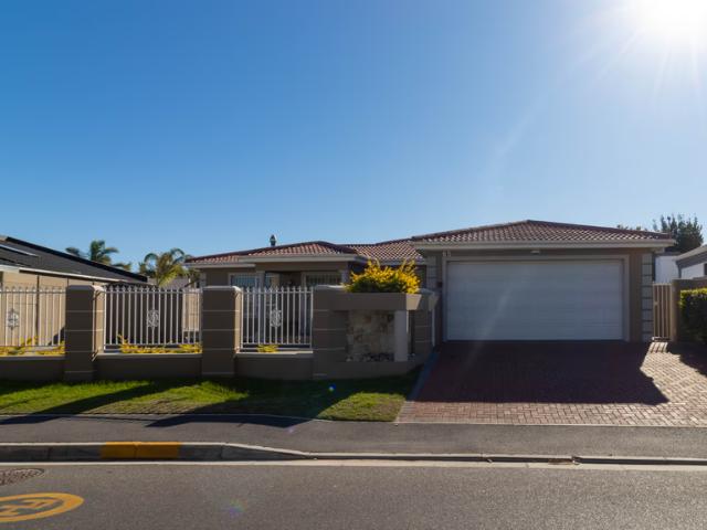 House for rent in Parklands, Western Cape