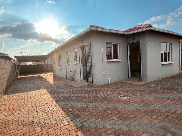 House for rent in Senaoane, Soweto