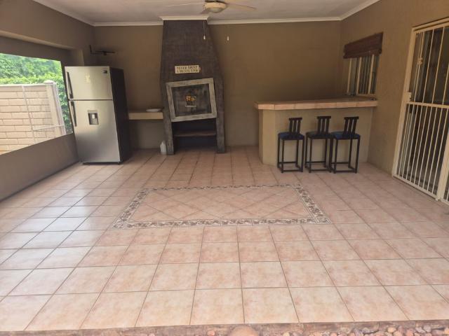 House for rent in Roodekrans, Roodepoort
