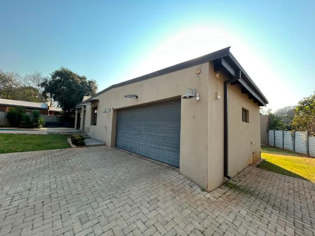 House for rent in Hartbeespoort Dam Nature Reserve, North West