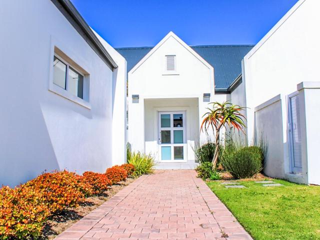 House for rent in Cape St Francis, Eastern Cape