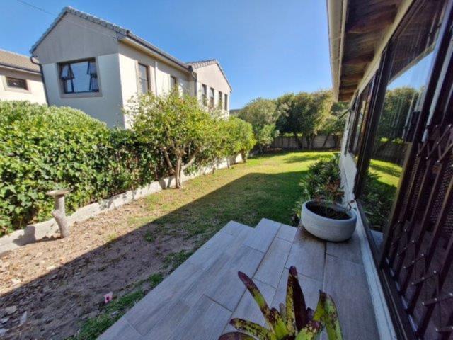 House for rent in Baardskeerdersbos, Western Cape
