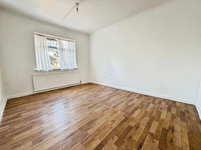 House for rent in London Borough of Hounslow, Strand