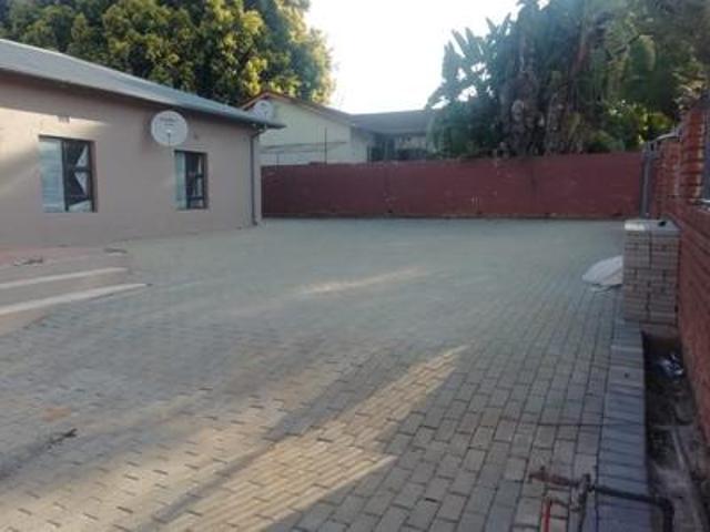 House for rent in Waterkloof, Gauteng