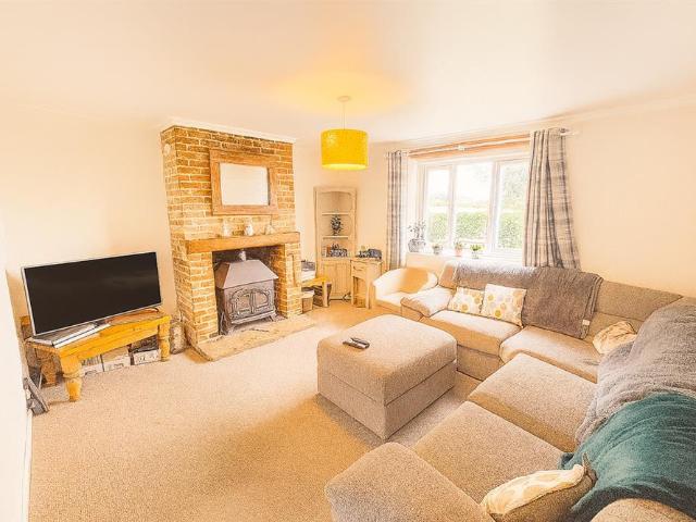 House for rent in Lakenham, East Bank