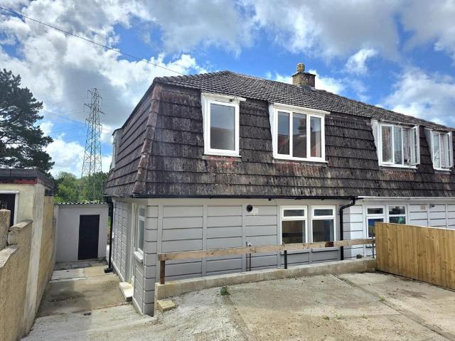 House for rent in Parkhurst, Shide