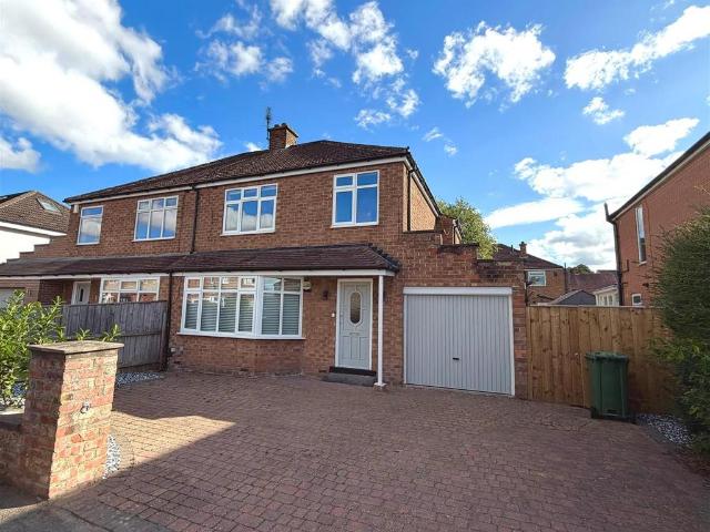 House for rent in Sunningdale, Egglescliffe