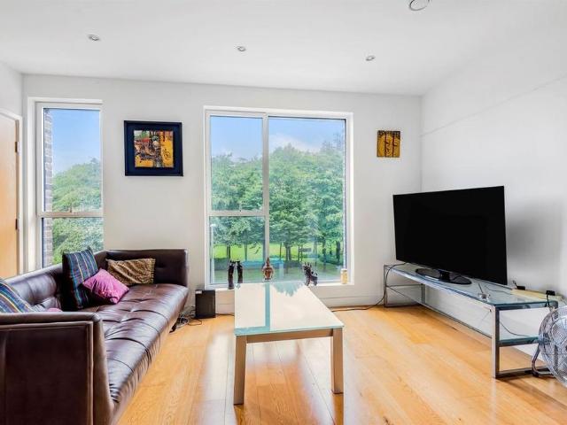 House for rent in Greenwich Peninsula, Greater London