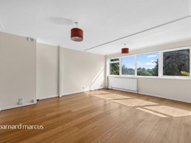 House for rent in London Borough of Croydon, Addiscombe