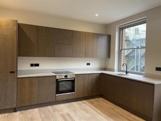 House for rent in Upton, Acol