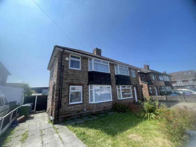 House for rent in Hunts Cross, Calderstones