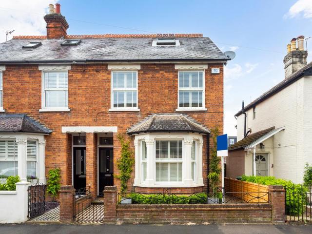 House for rent in Blackhills, Surrey