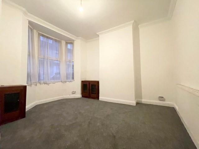 House for rent in Calderstones