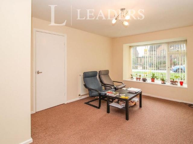 House for rent in Lillington, Green Close