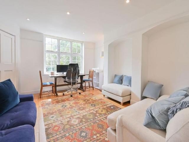 House for rent in Temple Fortune, Greater London