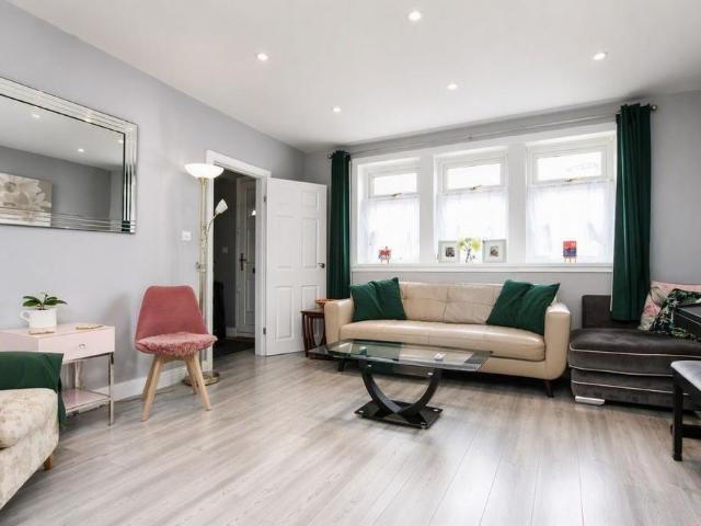 House for rent in Watford Rural, Batchworth