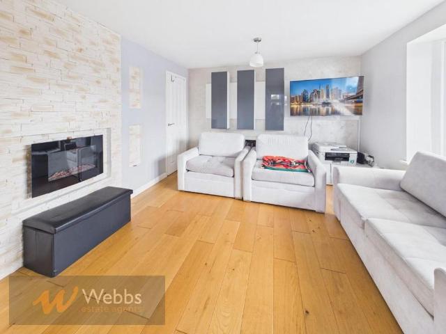 House for rent in Broomhill, Chadsmoor