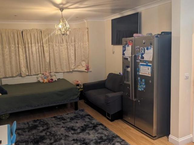House for rent in Lane, Greater London