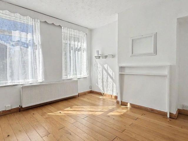 House for rent in Mottingham, Greater London