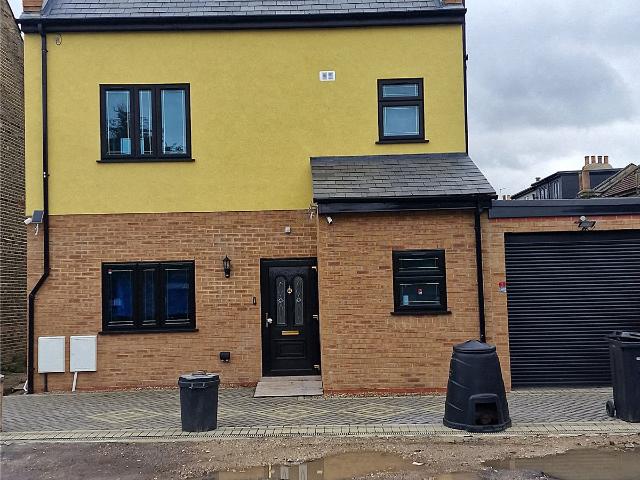 House for rent in Little Heath, Greater London