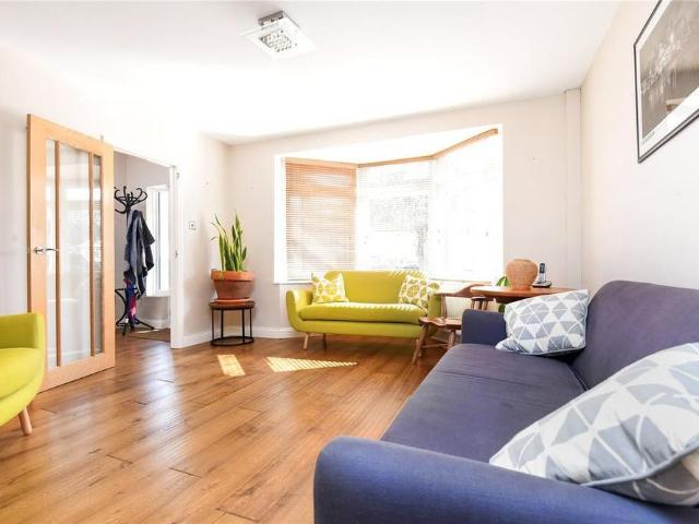 House for rent in Risinghurst and Sandhills, The Slade