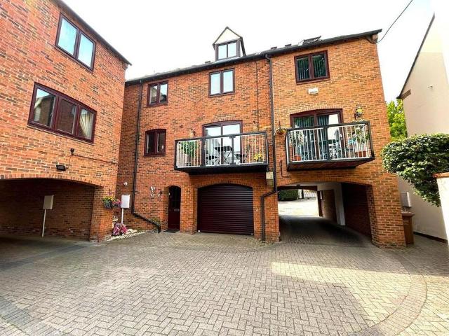 House for rent in Crookhill, Worcestershire