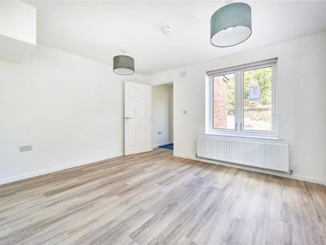 House for rent in Stortford Fields Eastern Neighbourhood, East Hertfordshire