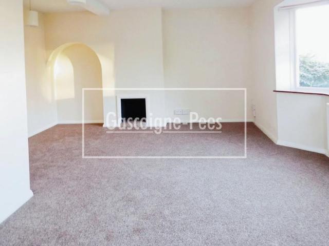 House for rent in Tattenham Corner, Red Hill