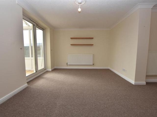 House for rent in Bohemia, Guestling Green