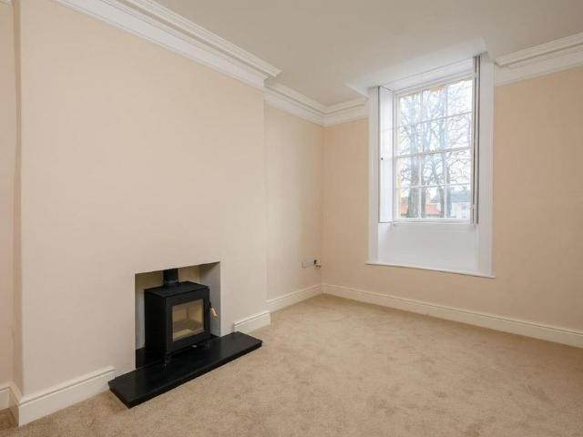 House for rent in High Field, York