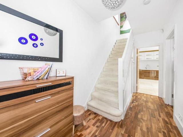 House for rent in Middle Park, Greater London