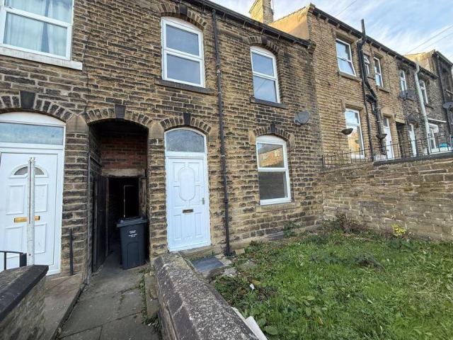 House for rent in Huddersfield, West Yorkshire