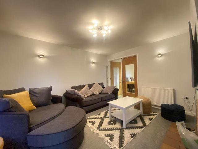 House for rent in Pouchen End, Hertfordshire
