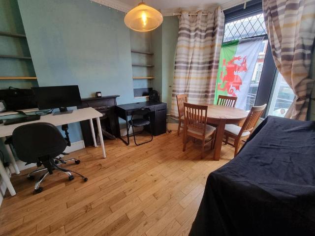 House for rent in Falcon Lodge, Wales