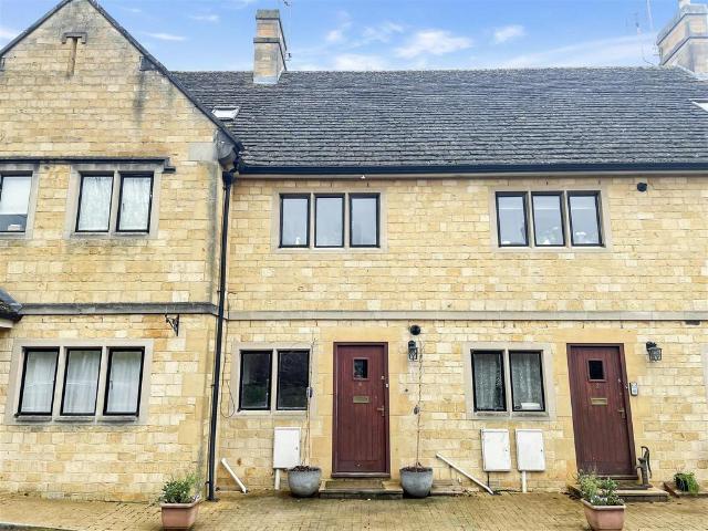 House for rent in Fossebridge, Gloucestershire
