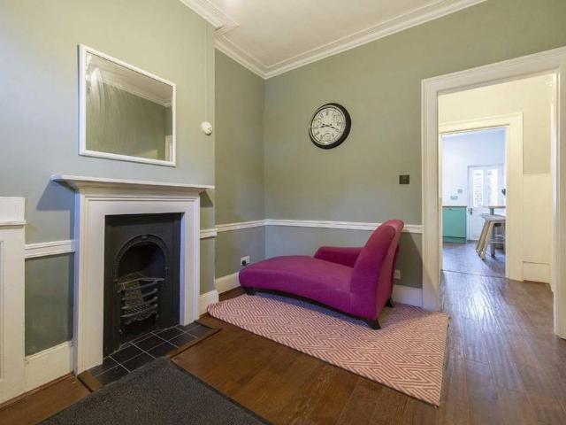 House for rent in Angel, Greater London