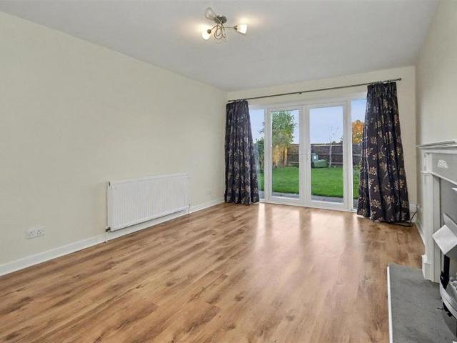 House for rent in Radford Semele, Warwick