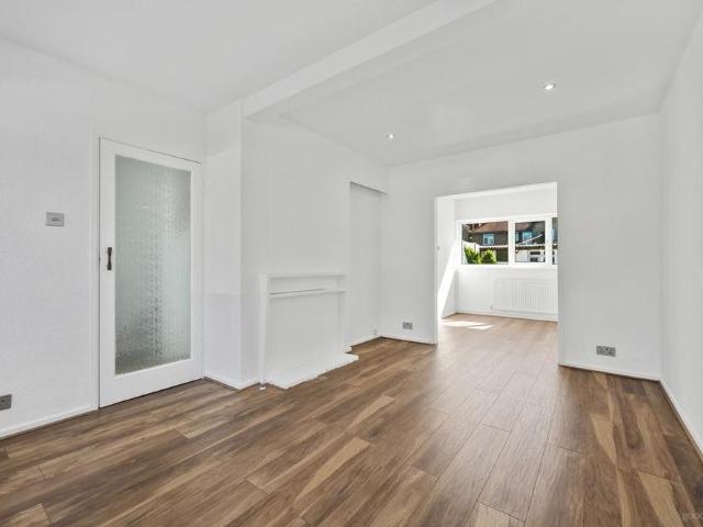 House for rent in London Borough of Merton, Mitcham