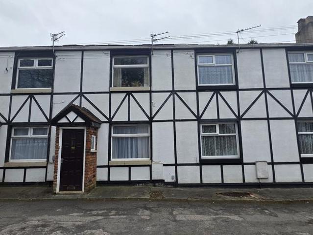 House for rent in Reddish, Greater Manchester