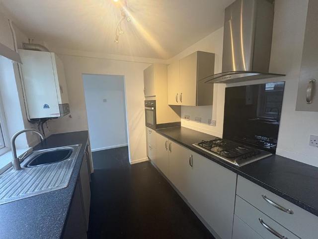 House for rent in Plasnewydd, Falcon Lodge