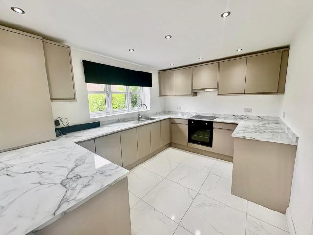 House for rent in Clifton, Haddon