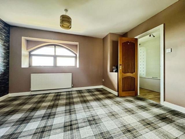 House for rent in Dimple, Lee Bank