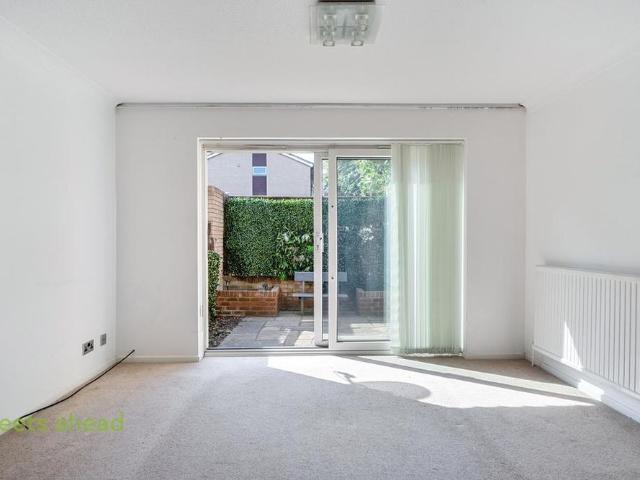 House for rent in London Borough of Croydon, Addiscombe