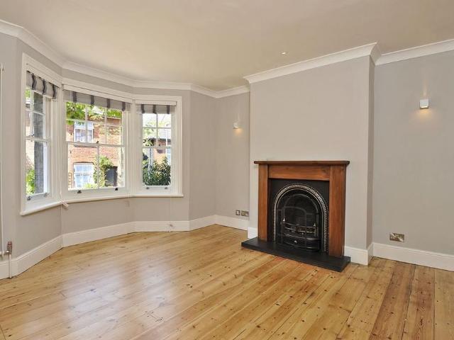 House for rent in Holloway Hill, Fole