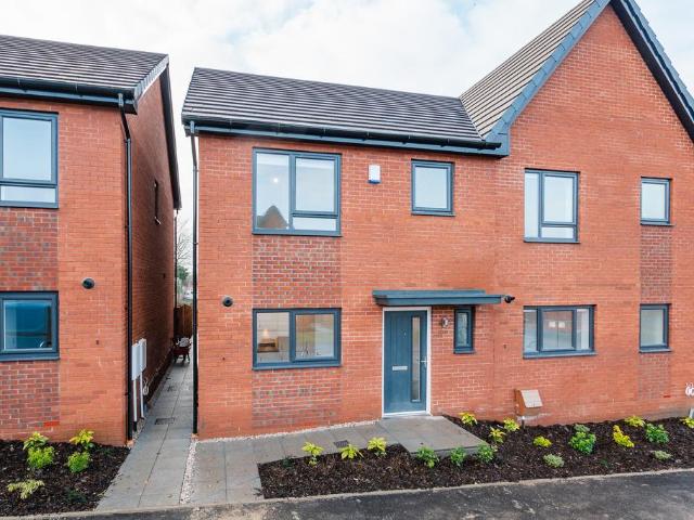 House for rent in Hollins, Bury