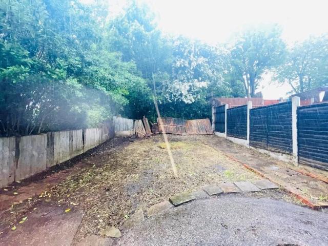 House for rent in Broomhill, Chadsmoor