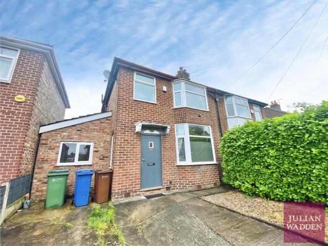 House for rent in Reddish, Greater Manchester