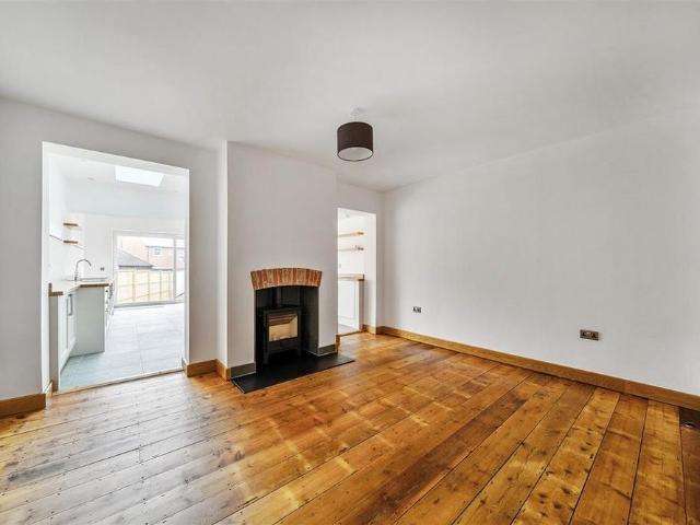 House for rent in Ripley, Guildford